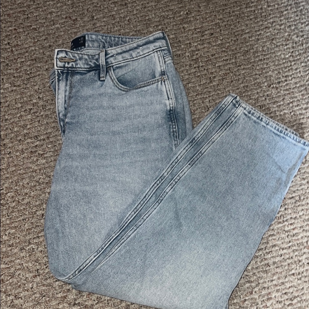 Hollister Women High Rise Mom Jeans - Light Blue